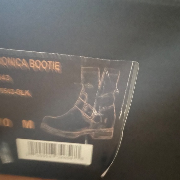 Frye ankle bootie - Picture 2 of 3